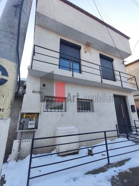 Giulesti, casa vanzare 4 camere,